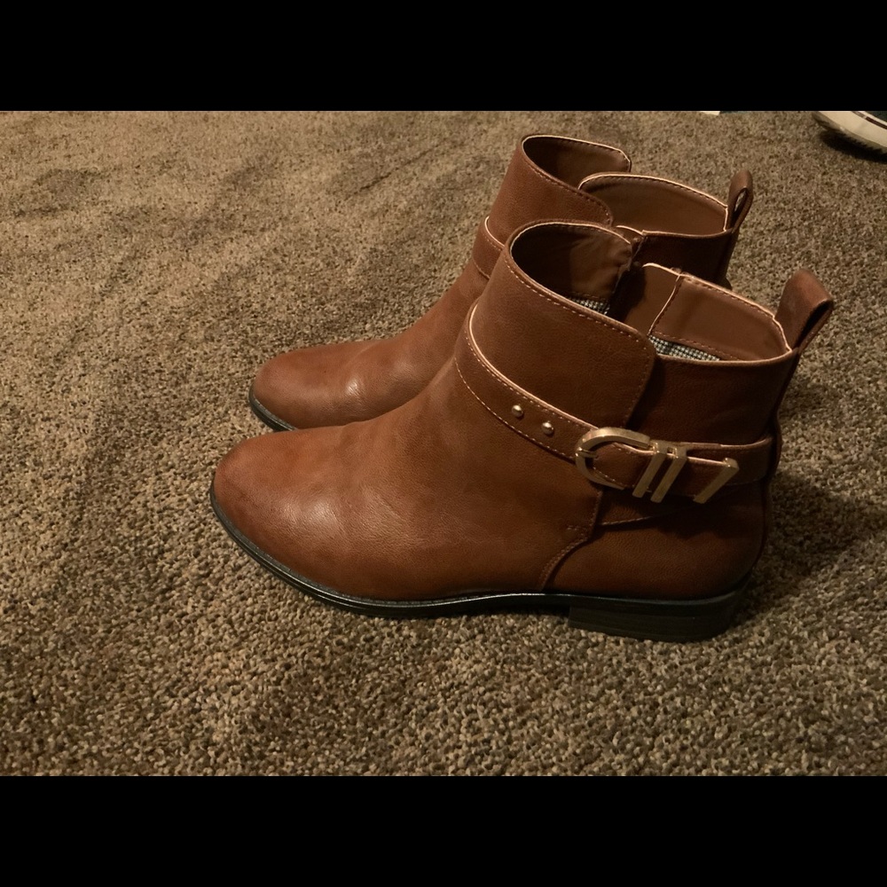 Brown Booties! - Picture 2 of 3